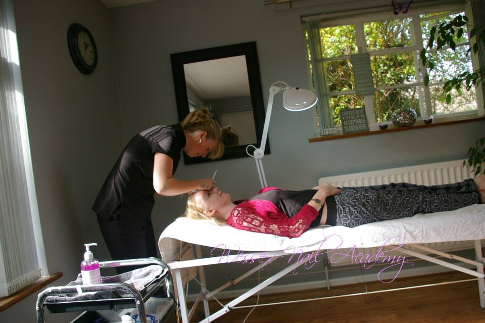 threading training course at Wessex Nail Academy